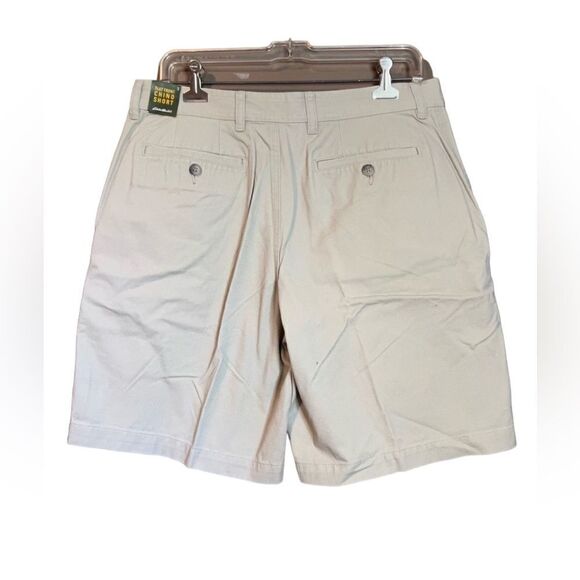 NWT! Eddie Bauer beige flat front chino short - Picture 10 of 10